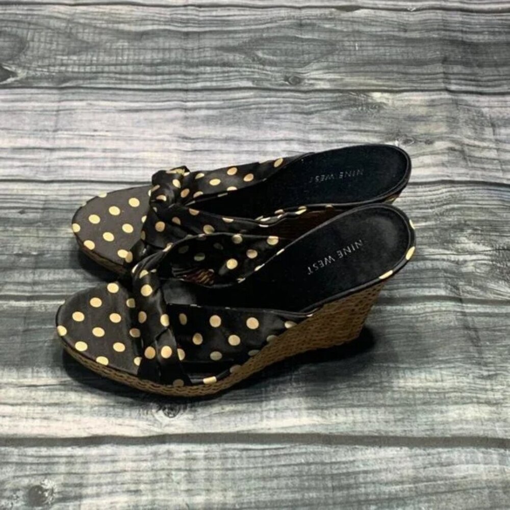 Nine West Polka Dot Shoes - Picture 5 of 9